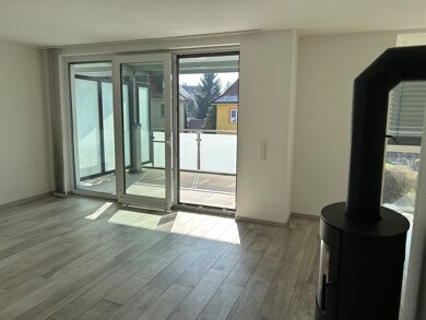 Wohnung zur Miete 880 € 2,5 Zimmer 77 m² Geschoss 2/3 Schwenningen Villingen-Schwenningen 78056