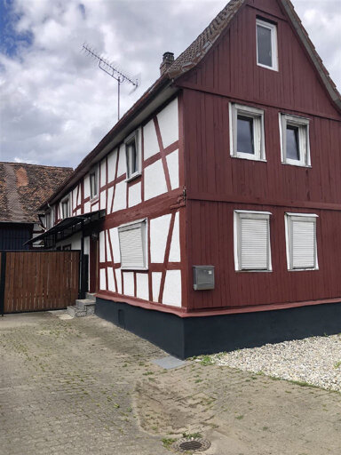 Haus zum Kauf provisionsfrei 175.000 € 3 Zimmer 104 m² 714 m² Grundstück frei ab sofort Taunusstr. 11 Ober - Schmitten Nidda 63667