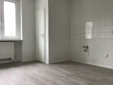 Wohnung zur Miete 651 € 2 Zimmer 62 m² 1. Geschoss frei ab 25.03.2025 Steeler Str. 396 Südostviertel Essen 45138