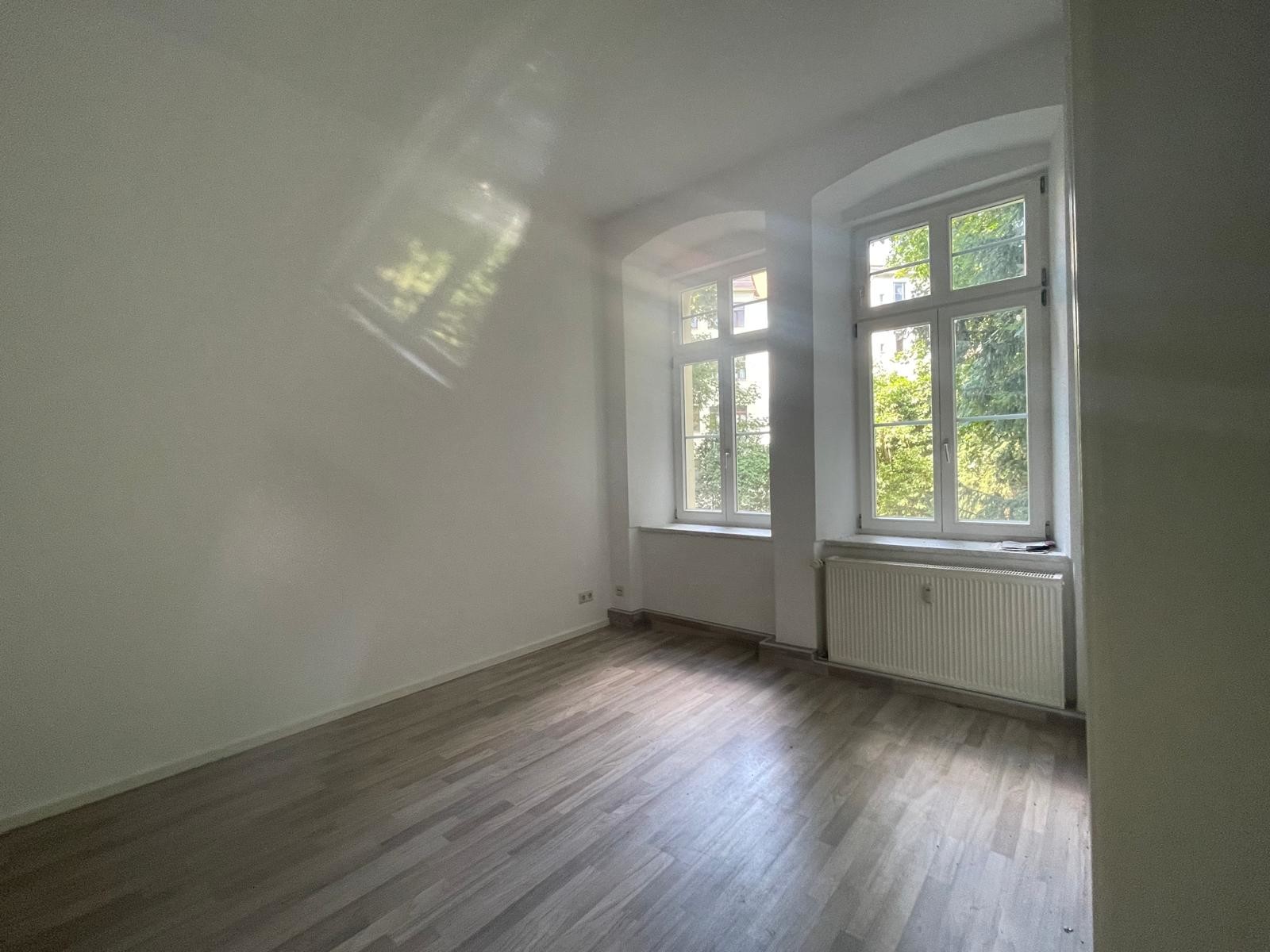 Wohnung zur Miete 260 € 2 Zimmer 33,1 m²<br/>Wohnfläche Erdgeschoss<br/>Geschoss Bahnhofstraße 1a Innenstadt Görlitz 02826