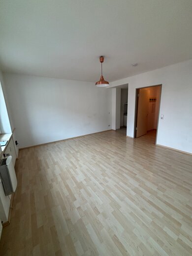 Studio zur Miete 450 € 1 Zimmer 33 m² 2. Geschoss frei ab sofort Wittelsbacherring 6 City Bayreuth 95444