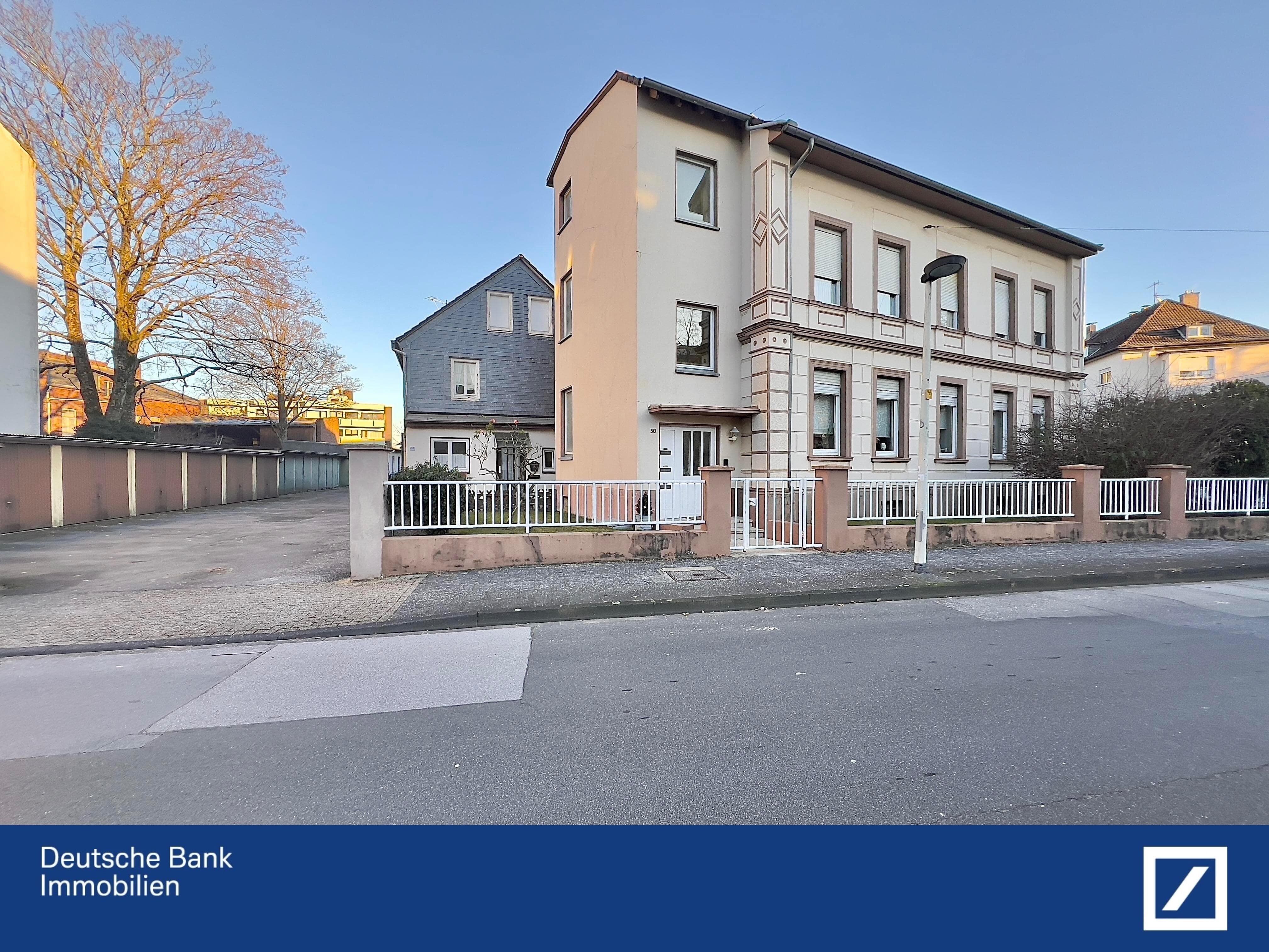 Mehrfamilienhaus zum Kauf 775.000 € 12 Zimmer 284 m²<br/>Wohnfläche 1.797 m²<br/>Grundstück Wahnenkamp - Scharrenberg Solingen 42697