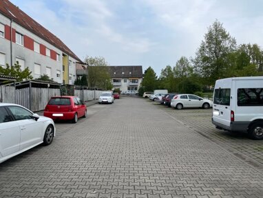 Außenstellplatz zur Miete Provisionsfrei nur mit Wohnberechtigungsschein 15,34 € Röthestr. 7 Kornburg / Worzeldorf Nürnberg 90455