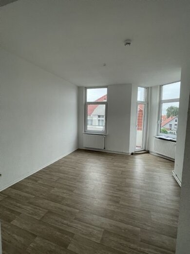 Wohnung zur Miete 590 € 3 Zimmer 98 m² 2. Geschoss frei ab 01.05.2025 Hansingstr. 8 Nordenham Nordenham 26954