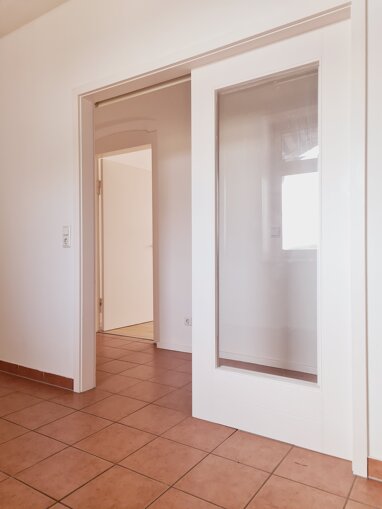 Wohnung zur Miete 490 € 3 Zimmer 88 m² 3. Geschoss Fichtestraße 28 Fichtestraße / Ambrosiusplatz Magdeburg 39112