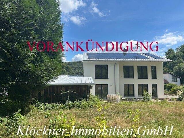 SB Uninähe ! Exklusive ETW in traumhafter Naturlage