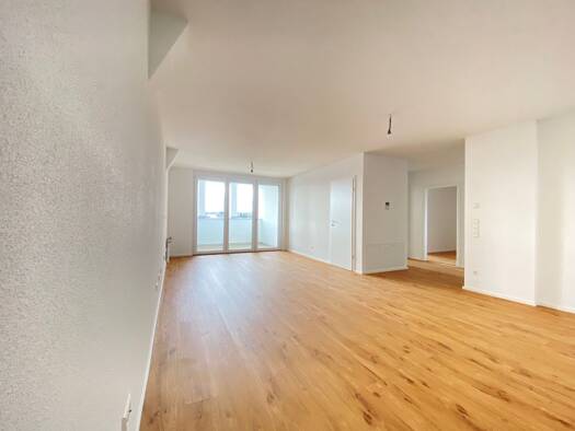 Wohnung zur Miete 1.350 € 3 Zimmer 90 m² Geschoss 3/4 frei ab 01.01.2026 Meisterstraße 19 Engstlatt Balingen 72336
