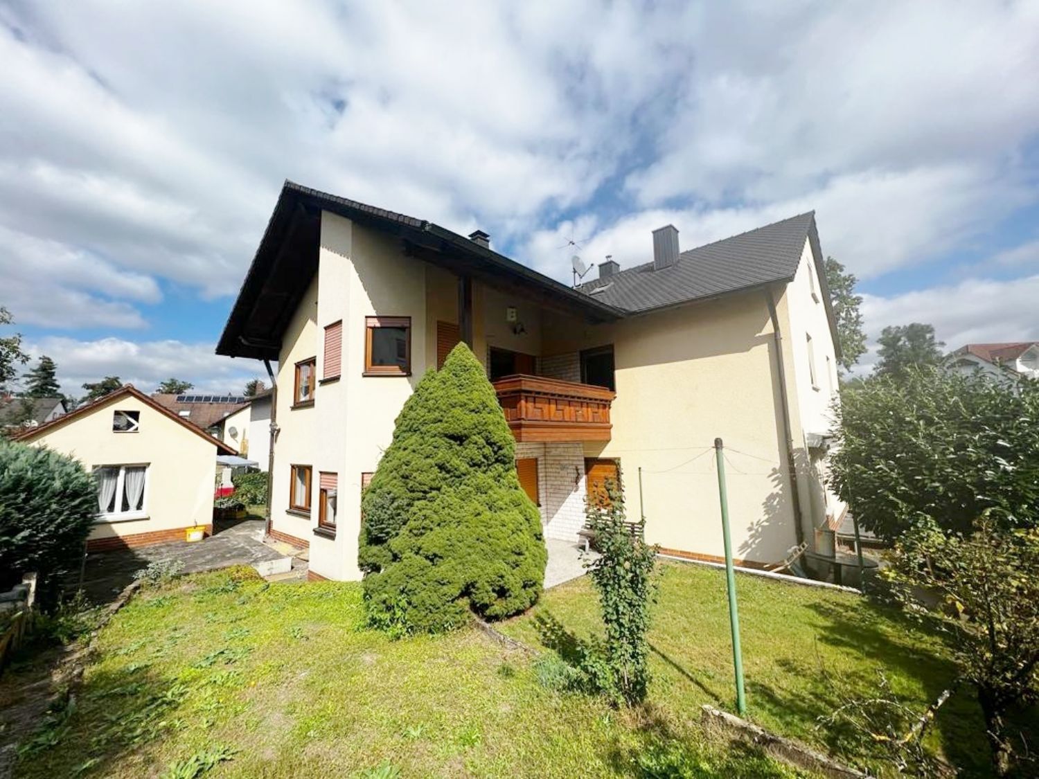 Mehrfamilienhaus zum Kauf 485.000 € 10 Zimmer 210 m²<br/>Wohnfläche 474 m²<br/>Grundstück ab sofort<br/>Verfügbarkeit Neunkirchen Neunkirchen am Sand 91233