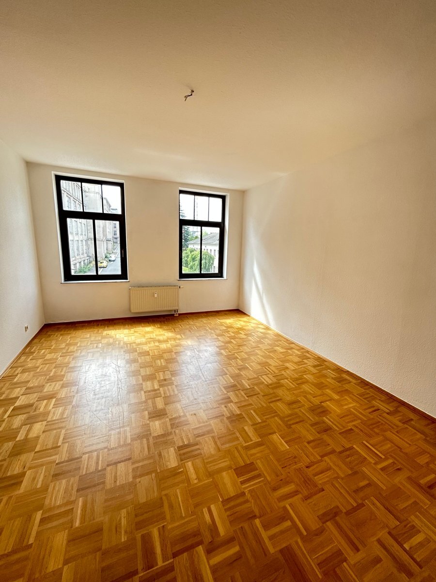 Wohnung zur Miete 400 € 3 Zimmer 80 m²<br/>Wohnfläche 2. Stock<br/>Geschoss Zwickauer Straße 206 Schönau 830 Chemnitz 09116