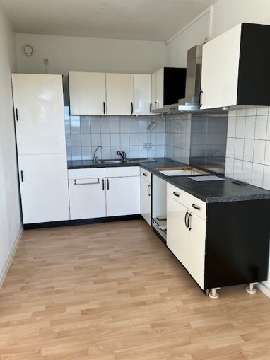 Wohnung zur Miete 304 € 3 Zimmer 57,9 m² 5. Geschoss Guldenstraße 7 Silberhöhe Halle 06132