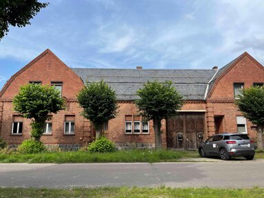 Haus zum Kauf 95.000 € 7,5 Zimmer 220 m² 7.833 m² Grundstück Uenze Plattenburg 19339