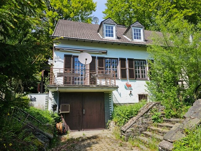 Doppelhaushälfte zum Kauf 179.000 € 4 Zimmer 99 m²<br/>Wohnfläche 503 m²<br/>Grundstück Hammer Simmerath 52152