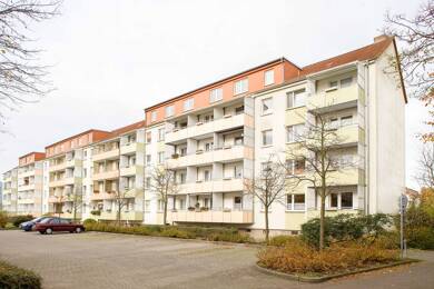 Wohnung zur Miete 437 € 3 Zimmer 61,3 m² Dachgeschoss Am Anger 9 Stadtgebiet Süd Neubrandenburg 17033