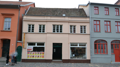 Wohn- und Geschäftshaus zum Kauf 360.000 € 304 m² 317 m² Grundstück Altstadt Güstrow 18273