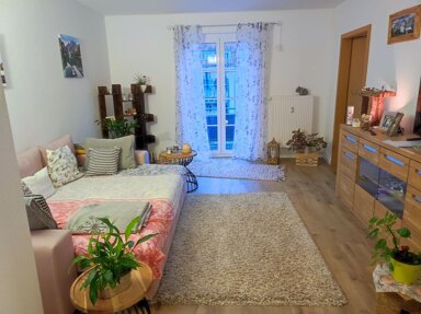 Wohnung zum Kauf 74.000 € 2 Zimmer 58,3 m² 2. Geschoss frei ab sofort Eisenach Eisenach 99817