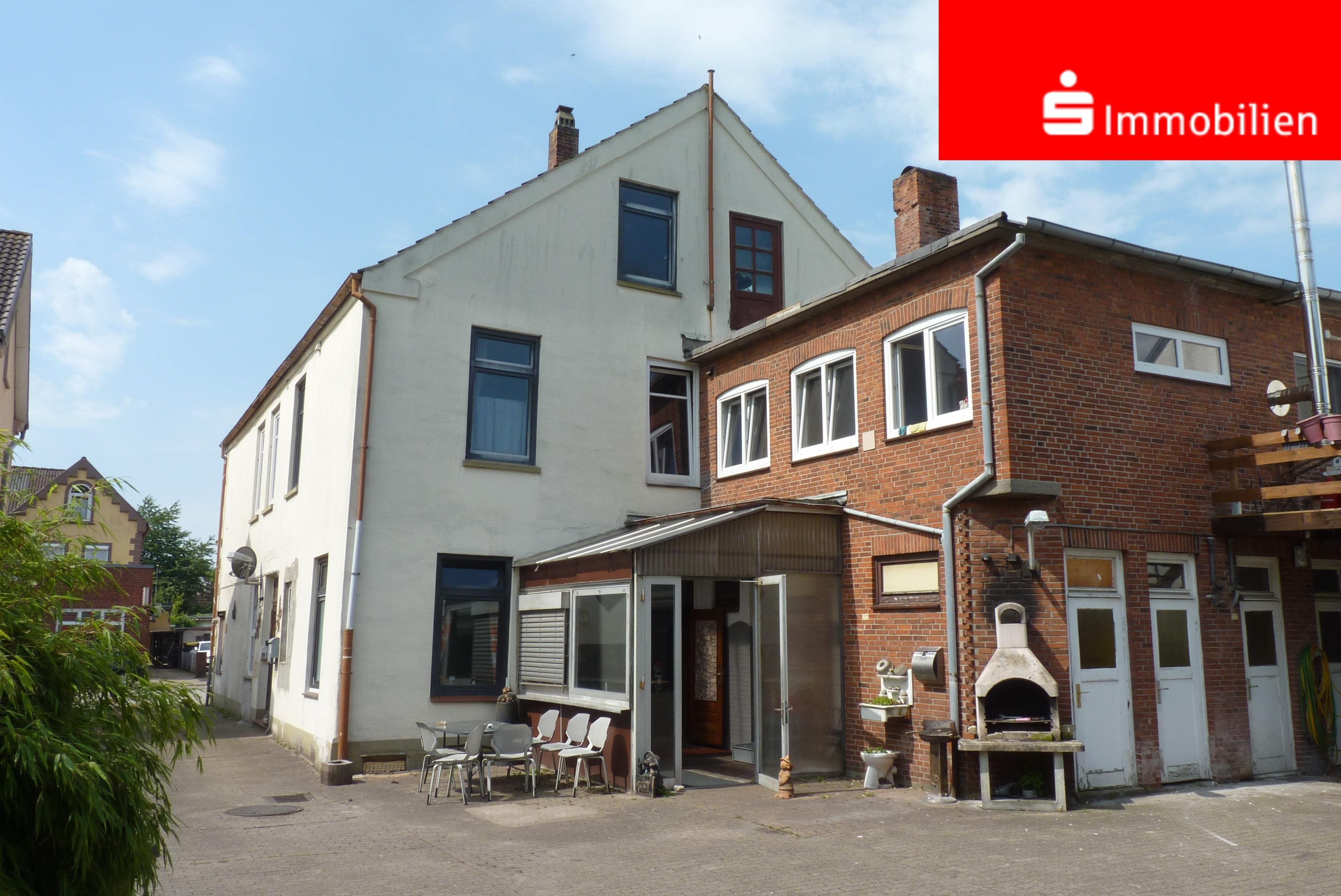 Mehrfamilienhaus zum Kauf 319.000 € 14 Zimmer 275 m²<br/>Wohnfläche 658 m²<br/>Grundstück Brunsbüttel 25541