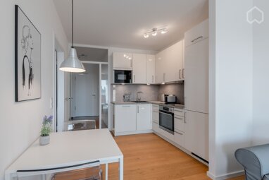 Wohnung zur Miete Wohnen auf Zeit 1.990 € 2 Zimmer 43 m² frei ab sofort Gallus Frankfurt am Main 60326