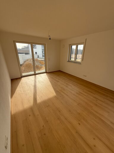 Terrassenwohnung zur Miete 615 € 2 Zimmer 51 m² EG frei ab 01.04.2025 Schloßbreite Straß Burgheim 86666