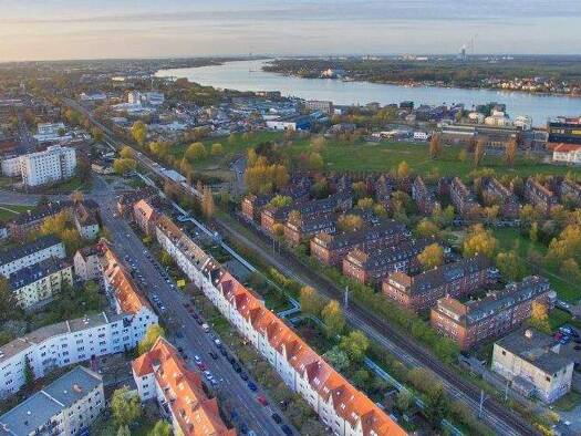 Mehrfamilienhaus zum Kauf als Kapitalanlage geeignet 1.180.000 € 22 Zimmer 498 m² 757 m² Grundstück teilbar ab 498 m² Reutershagen Rostock 18069