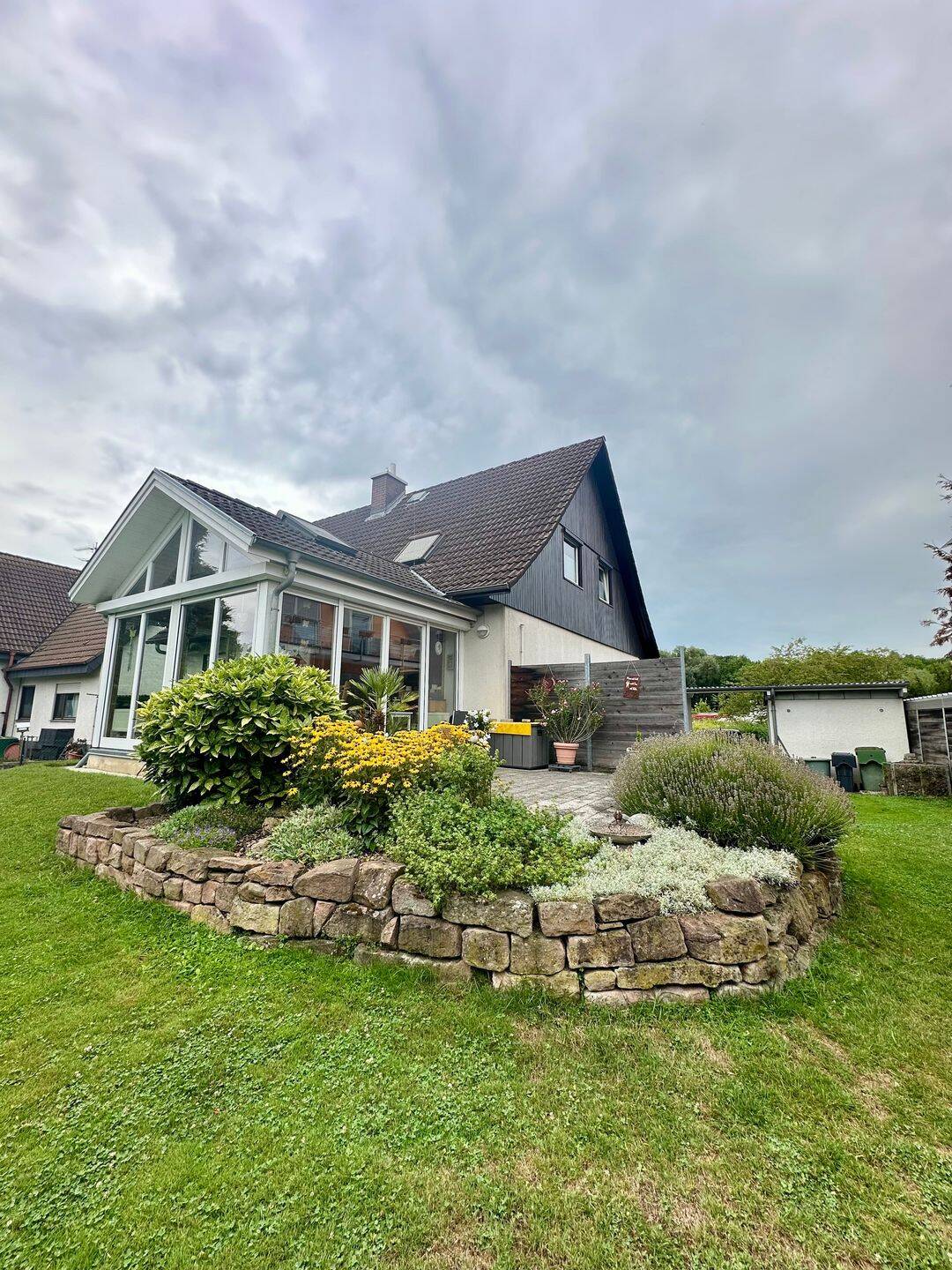 Immobilie in Friesenheim - Ihr neues Zuhause. Charmantes Einfamilienhaus in attraktiver Lage. - Bild 0