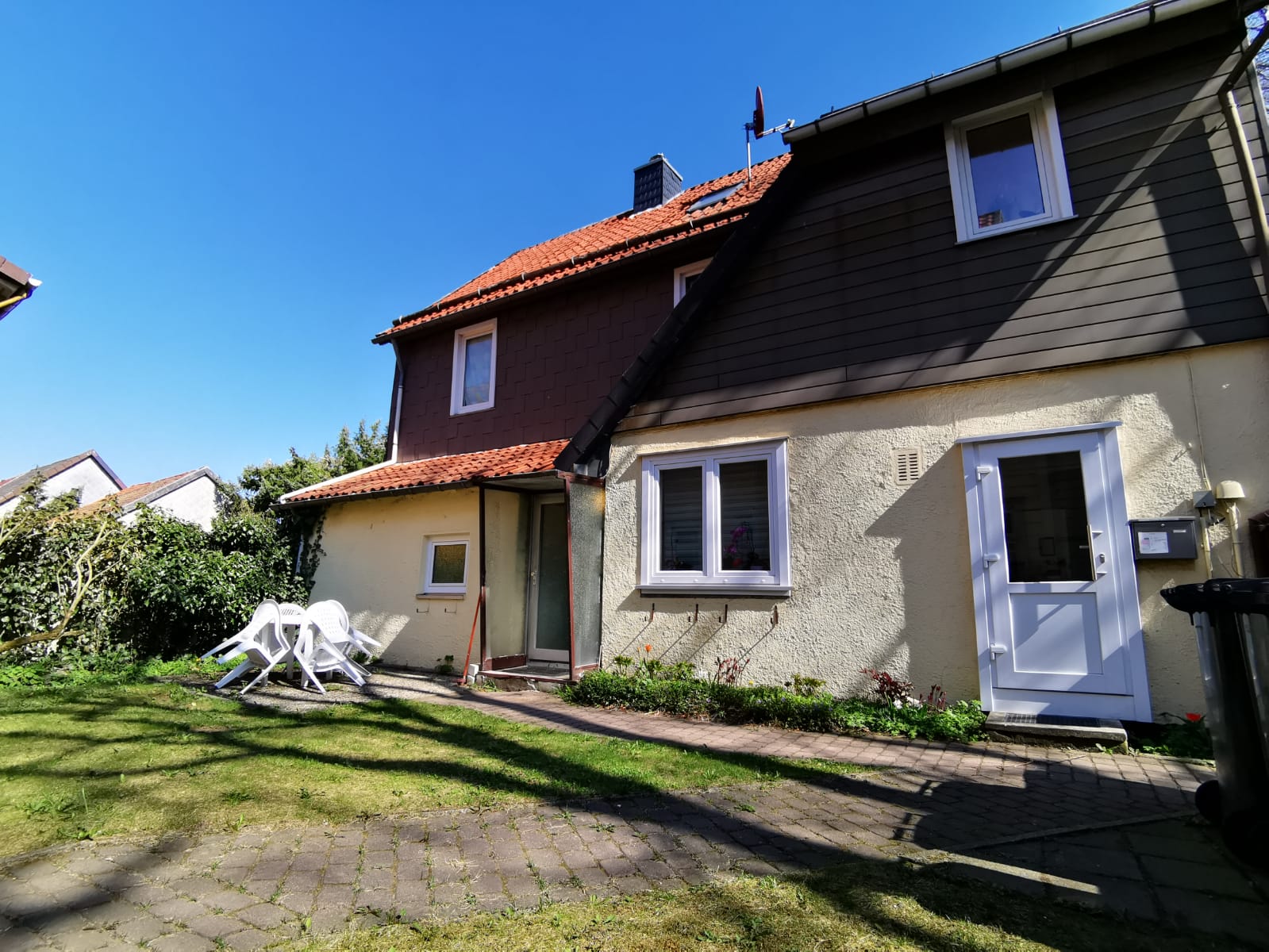 Wohnung zur Miete 640 € 4 Zimmer 82 m²<br/>Wohnfläche 1.<br/>Geschoss ab sofort<br/>Verfügbarkeit Rollstraße 33 Clausthal-Zellerfeld Clausthal-Zellerfeld 38678