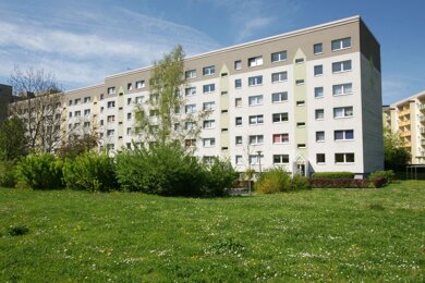 Wohnung zur Miete 319 € 4 Zimmer 69,3 m² 5. Geschoss K.-Fr.-Schinkel-Straße 44 Chrieschwitz Plauen 08529