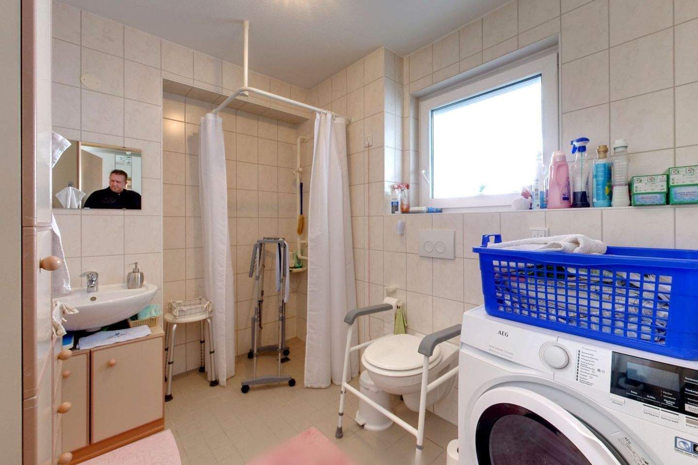 Immobilie in Neckartenzlingen - Seniorengerechte 2-Zimmer-ETW mit Küche & Balkon im betreuten Wohnen - Bild 3