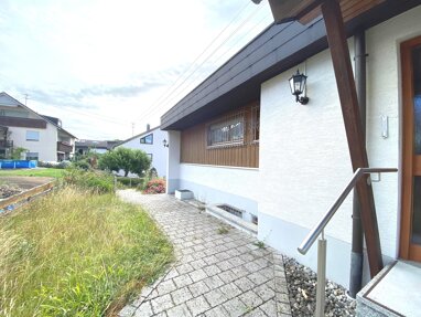 Mehrfamilienhaus zum Kauf 315.000 € 8 Zimmer 227,2 m² 686 m² Grundstück Sigmaringendorf Sigmaringendorf 72517