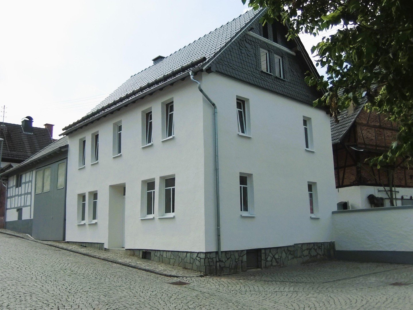 Bauernhaus zum Kauf Provisionsfrei 598.000 € 6 Zimmer 156 m²<br/>Wohnfläche 616 m²<br/>Grundstück Idstein Idstein 65510