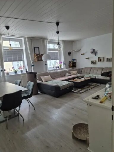 Wohnung zum Kauf 198.000 € 3 Zimmer 106 m² frei ab sofort Führichstr. 9 Holsterhausen Essen 45147