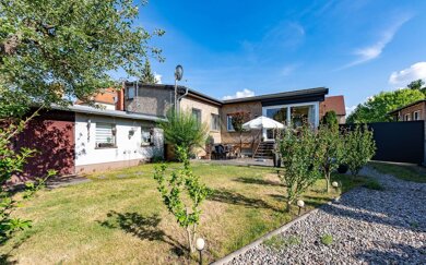 Bungalow zum Kauf 418.000 € 3 Zimmer 98,9 m² 681 m² Grundstück Oranienburg Oranienburg 16515