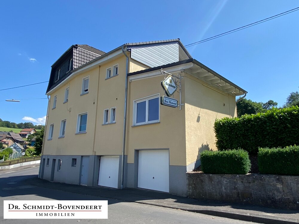 Mehrfamilienhaus zum Kauf 299.000 € 12 Zimmer 280 m²<br/>Wohnfläche 1.028 m²<br/>Grundstück Astert 57627