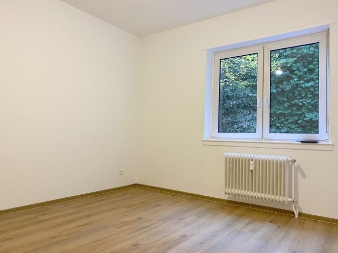 Apartment zur Miete 395 € 1 Zimmer 31,5 m²<br/>Wohnfläche 1. Stock<br/>Geschoss Ab sofort<br/>Verfügbarkeit Am Staden Saarbrücken 66111