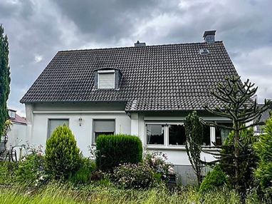 Einfamilienhaus zum Kauf 390.000 € 9 Zimmer 150 m² 784 m² Grundstück frei ab sofort Soest Soest , Westf 59494