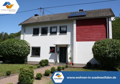 Doppelhaushälfte zum Kauf 185.000 € 5 Zimmer 141,7 m² 1.014 m² Grundstück Oberdielfen Wilnsdorf 57234