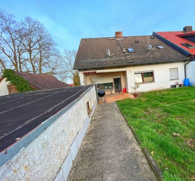Doppelhaushälfte zum Kauf 229.000 € 7 Zimmer 180 m² 895 m² Grundstück Großbardorf 97633