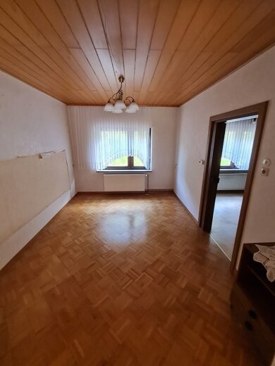 Einfamilienhaus zum Kauf 149.000 € 6 Zimmer 180 m² 451 m² Grundstück Lauterbach Völklingen 66333