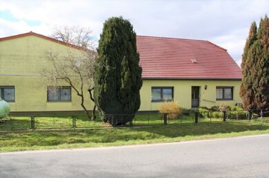 Haus zum Kauf 295.000 € 5 Zimmer 133 m² 6.411 m² Grundstück frei ab sofort Dargun Dargun 17159