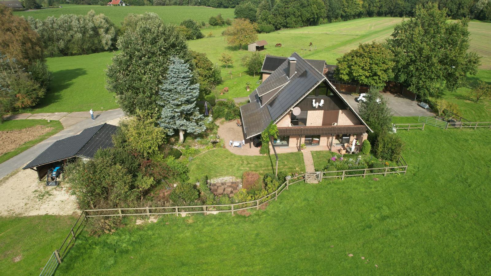 Haus zum Kauf 950.000 € 9 Zimmer 311 m²<br/>Wohnfläche 7.977 m²<br/>Grundstück Theenhausen Werther 33824