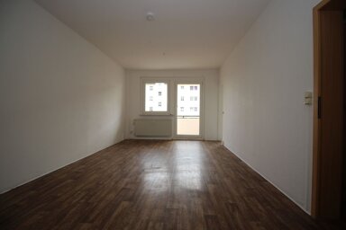 Wohnung zur Miete 594,05 € 6 Zimmer 115,4 m² EG frei ab sofort Heinestraße 7 Syrau Rosenbach/Vogtland 08548