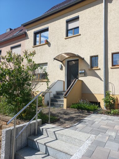 Reihenmittelhaus zum Kauf 150.000 € 5 Zimmer 85 m² 163 m² Grundstück Bad Klosterlausnitz 07639