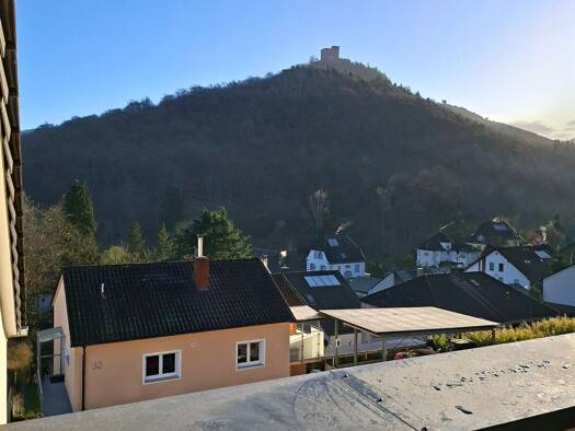 Penthouse zur Miete 1.124 € 4 Zimmer 87 m² Geschoss 2/2 frei ab 01.02.2026 Annweiler Annweiler am Trifels 76855