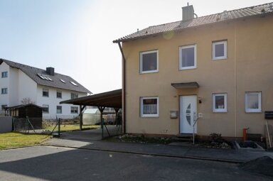 Reihenendhaus zur Miete 1.350 € 5 Zimmer 135 m² 371 m² Grundstück frei ab 01.04.2025 Sennfeld 97526