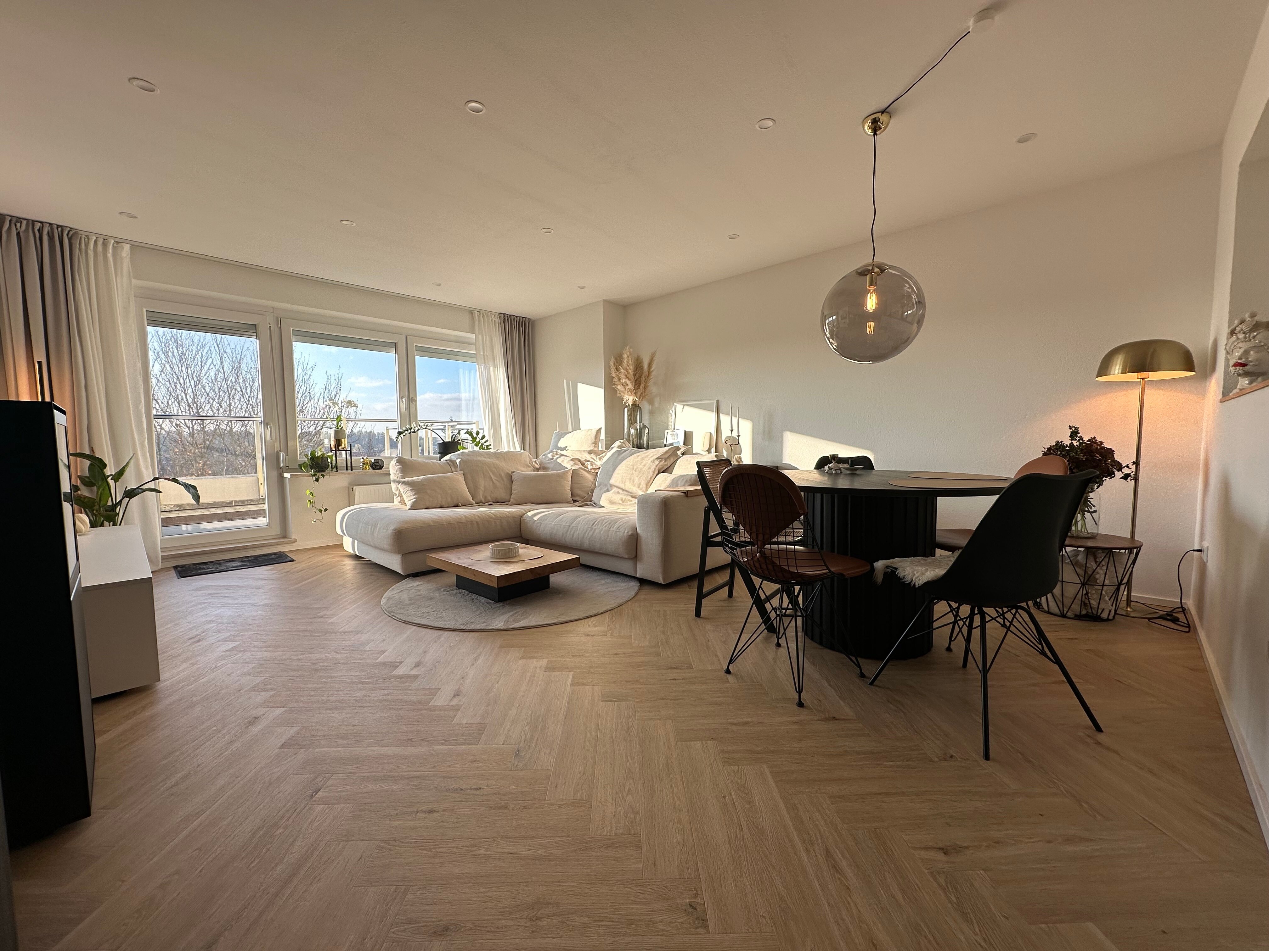 Penthouse zum Kauf Provisionsfrei 360.000 € 4 Zimmer 92 m²<br/>Wohnfläche 5. Stock<br/>Geschoss Ab sofort<br/>Verfügbarkeit Günzburg Günzburg 89312