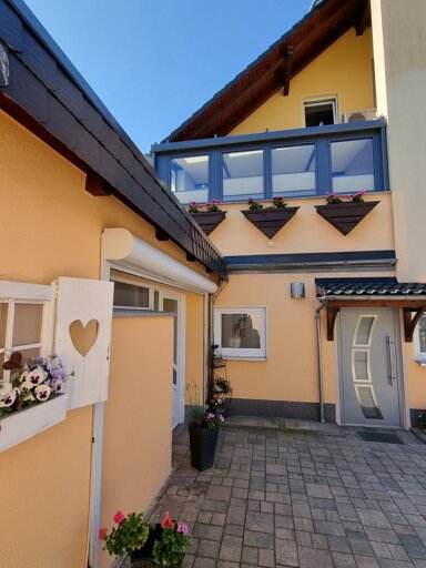 Haus zum Kauf 335.000 € 5 Zimmer 188 m² 277 m² Grundstück Greiz Greiz 07973