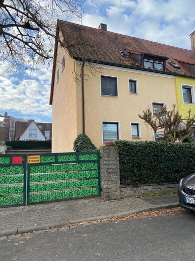 Haus zum Kauf 359.000 € 7 Zimmer 148 m² 430 m² Grundstück Zirndorf Zirndorf 90513