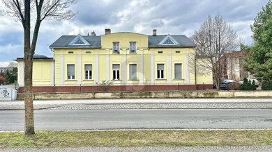 Mehrfamilienhaus zum Kauf 320.000 € 12 Zimmer 352 m² 1.236 m² Grundstück Forst-Stadt Forst (Lausitz) 03149