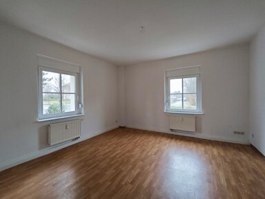 Wohnung zur Miete 369 € 3 Zimmer 63,5 m² EG frei ab 01.03.2025 Robert-Koch-Straße 12 Kitzscher Kitzscher 04567