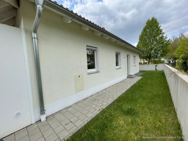Bungalow zur Miete 950 € 91,4 m² 406 m² Grundstück Planungsbezirk 301 Straubing / Alburg 94315