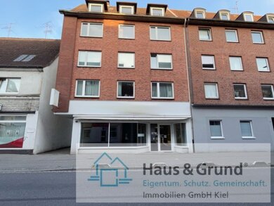 Wohnung zur Miete 415 € 2 Zimmer 64 m² 1. Geschoss frei ab sofort Kieler Straße 18 Innenstadt Neumünster 24534